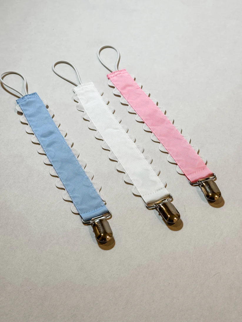 Paci Clips