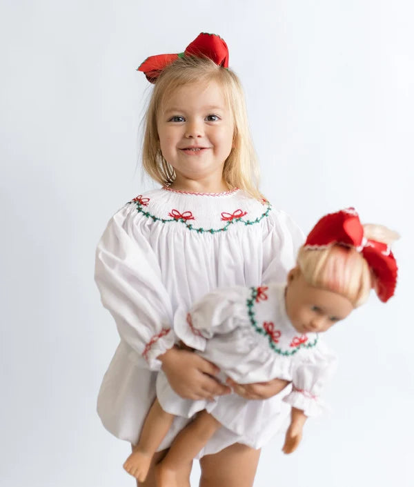 Holly and bows bubble
